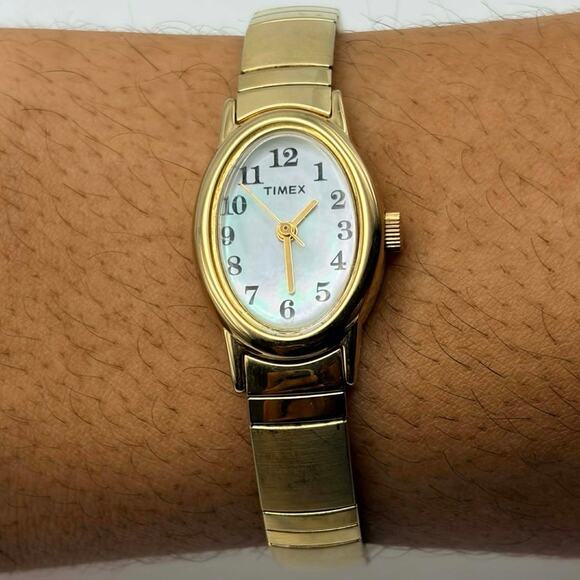 Gold Oval Timex Watch - Picture 2 of 4